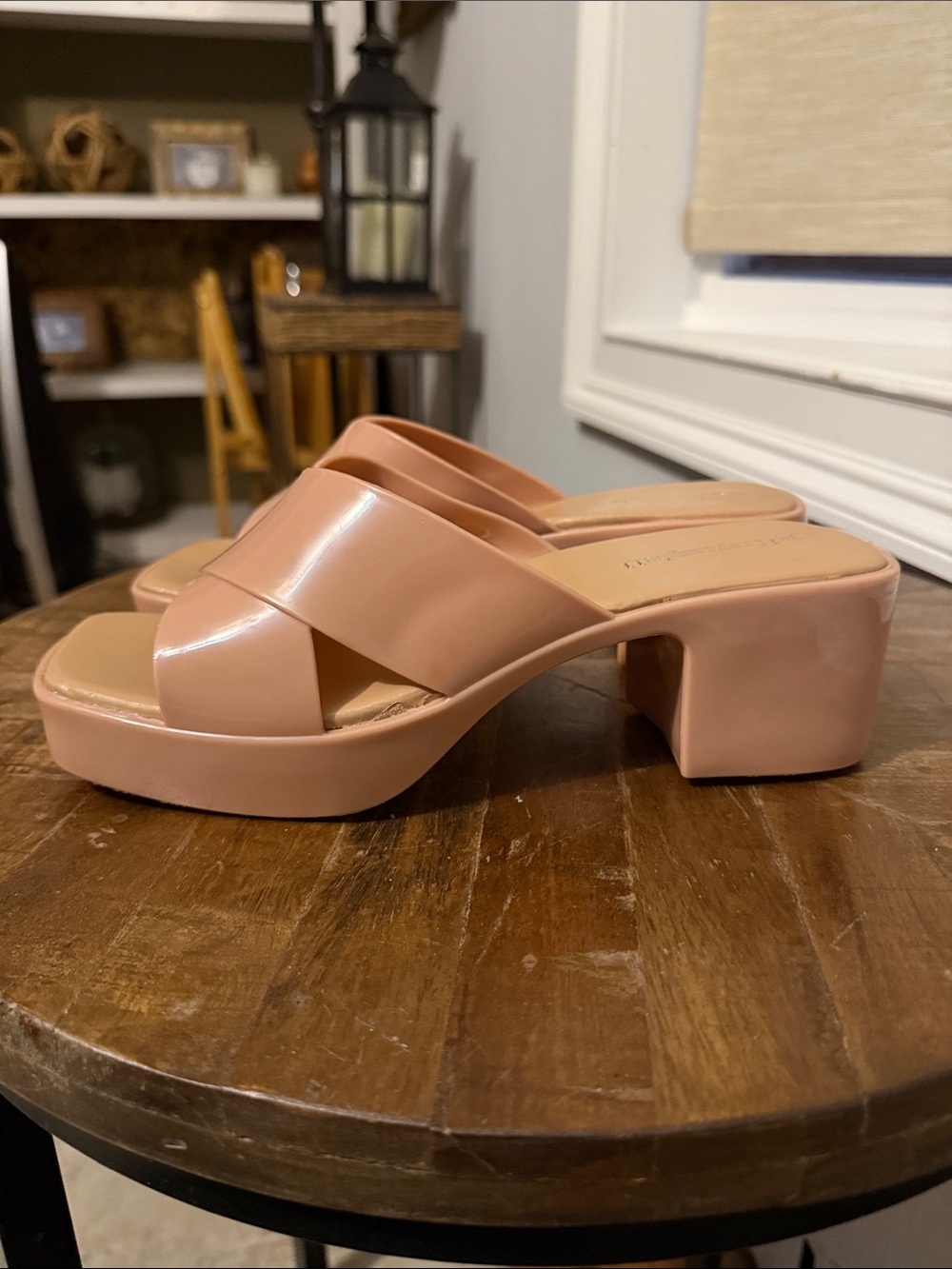 Jeffrey Campbell Nude Shiny Bubblegum Sandals 9 - Picture 5 of 8